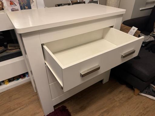 Buy & Sell Harpenden St. Albans - Photos for White John Lewis drawers, remov. baby changer