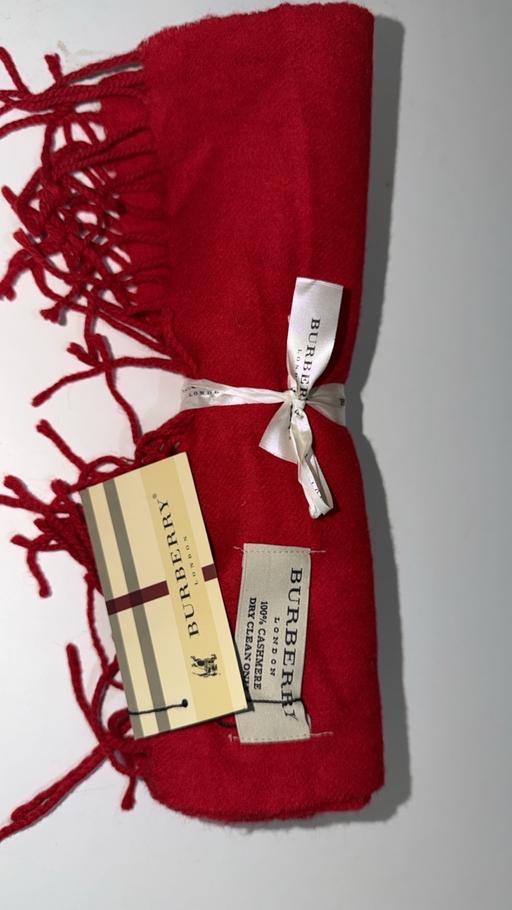 Buy & Sell Fulham South West London - Photos for Burberry London Red Cashmere Scarf