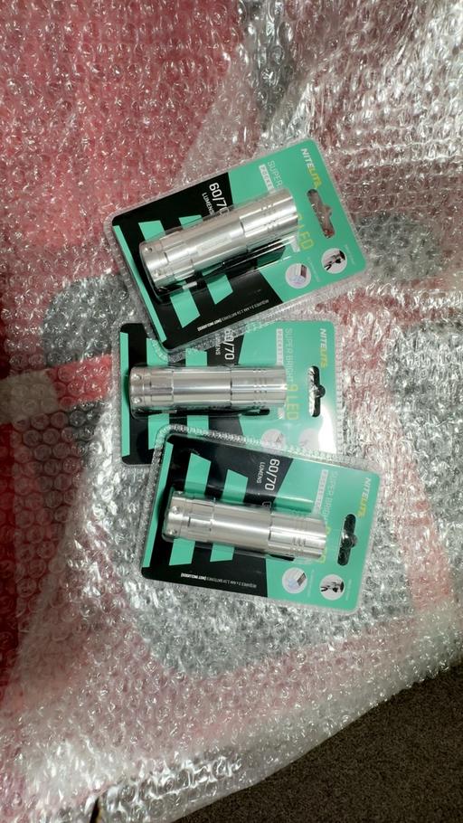 Buy & Sell Castleton Rochdale - Photos for 3 pocket torches