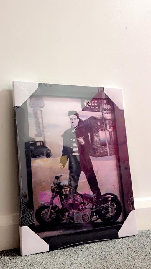 Buy & Sell Castleton Rochdale - Photos for Elvis hologram in black wooden frame