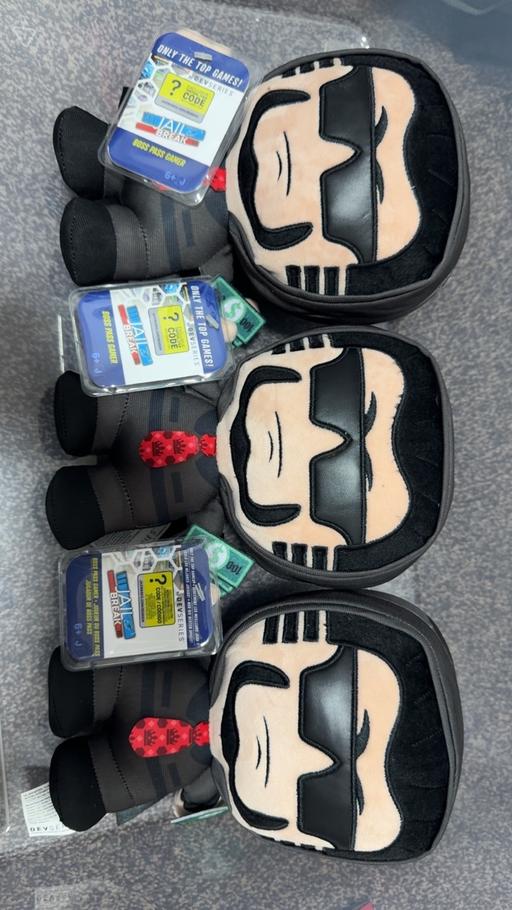 Buy & Sell Castleton Rochdale - Photos for 3 jail DevSeries plushies set of 3