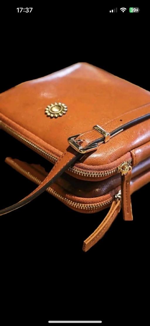 Buy & Sell Laurelvale Armagh, Banbridge and Craigavon - Photos for Square leather shoulder bag