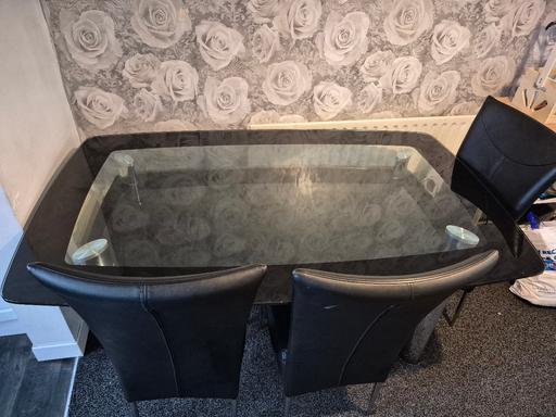 Buy & Sell Woodsetton Dudley - Photos for glass dining table and 3 chairs