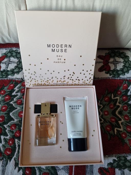 Buy & Sell Grangemouth Falkirk - Photos for perfume