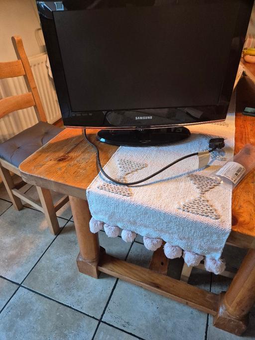 Buy & Sell - Photos for Samsung LCD Full HD TV 22