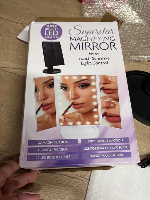 Buy & Sell Duckmanton Chesterfield - Photos for Superstar magnifying mirror