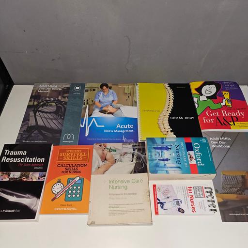 Buy & Sell Selly Oak Birmingham - Photos for 10x NURSING BOOK BUNDLE FOR STUDYING