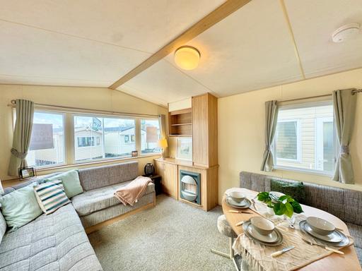 Buy & Sell Saint Osyth Tendring - Photos for CHEAP STARTER CARAVN FOR SALE IN ESSEX