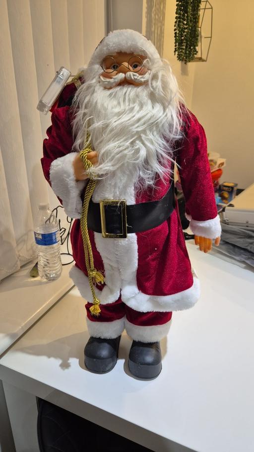 Buy & Sell Park Hill Sheffield - Photos for large santa