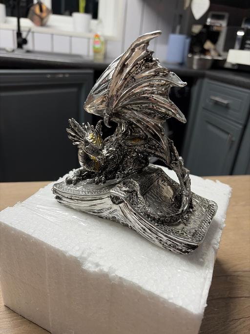 Buy & Sell Duckmanton Chesterfield - Photos for Pendragon statue