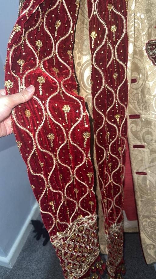 Buy & Sell Woodley Reading - Photos for Indian/pakistan groom suit