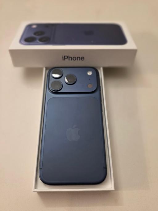 Buy & Sell Denby Amber Valley - Photos for Iphone 17 Pro 256GB