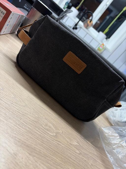 Buy & Sell Duckmanton Chesterfield - Photos for Groom here bag