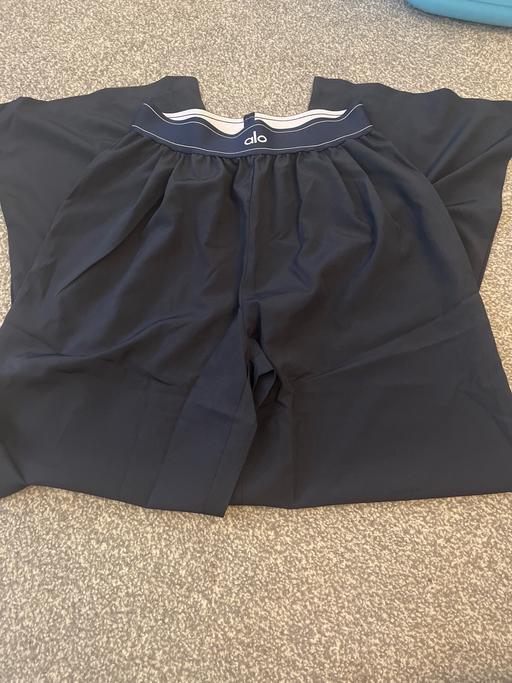 Buy & Sell Liverpool Sefton - Photos for Navy wide leg alo joggers size 8-10