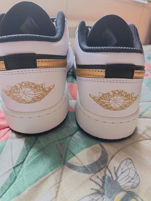 Buy & Sell Tooting Broadway South West London - Photos for air Jordan 1 Low