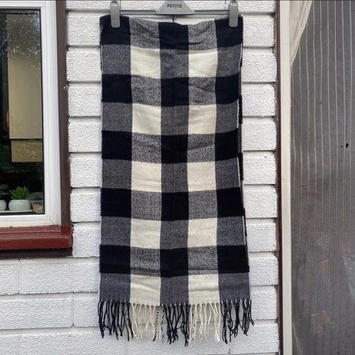 Buy & Sell Thornton Heath Croydon - Photos for Scarf