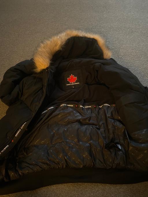 Buy & Sell Becontree East London - Photos for Coat