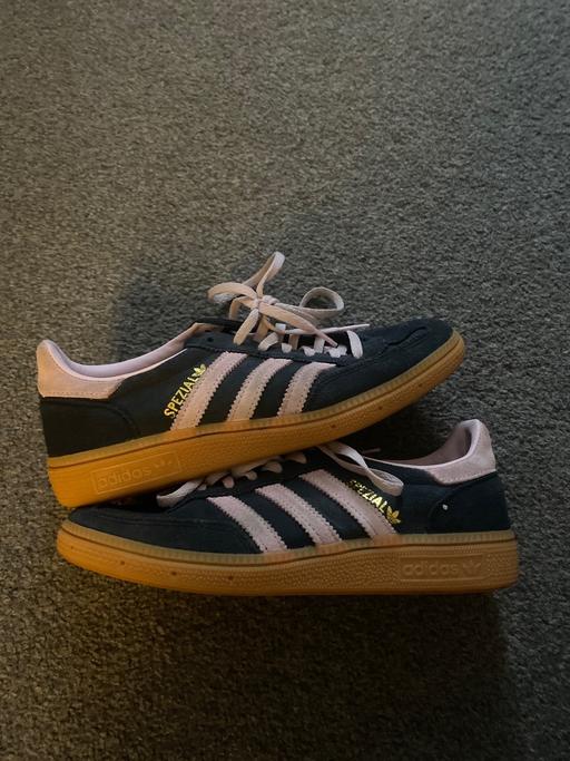 Buy & Sell - Photos for Adidas shoes