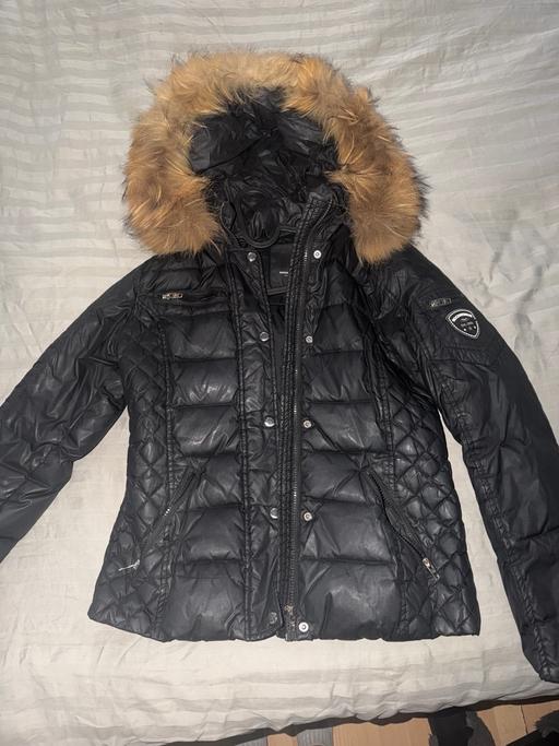 Buy & Sell Willesden North West London - Photos for Roackandblue real fur hood puffer jacket