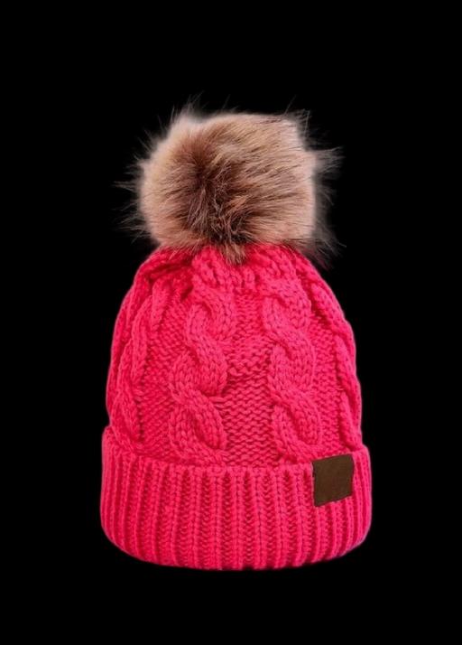 Buy & Sell Laurelvale Armagh, Banbridge and Craigavon - Photos for Bright pink knitted pompom beanie