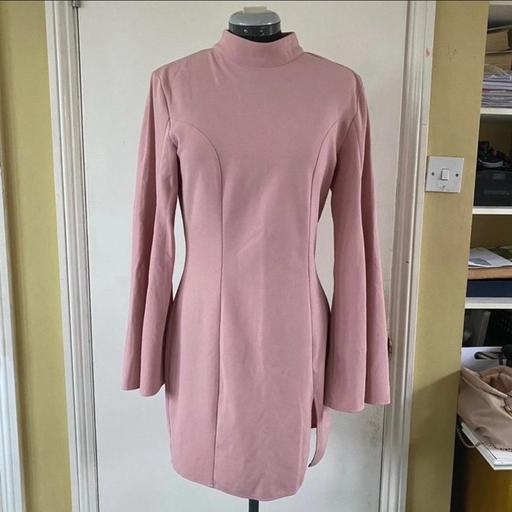 Buy & Sell Croydon Croydon - Photos for Diffuse pink open sleeve dress