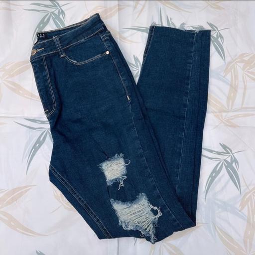 Buy & Sell Thornton Heath Croydon - Photos for Ripped navy skinny jeans