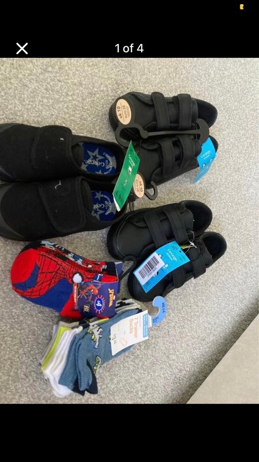 Buy & Sell Telford Telford and Wrekin - Photos for School shoes todder 10 and 11