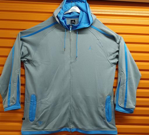 Buy & Sell Somerstown North West London - Photos for Jordan Grey And Sky Blue Smart Full-Zip Top