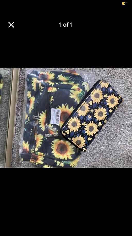 Buy & Sell Apley Telford and Wrekin - Photos for Sunflower bag and purse new