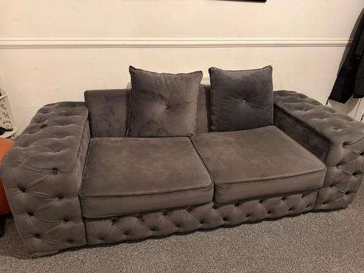 Buy & Sell Bardsley Oldham - Photos for Grey Sofas