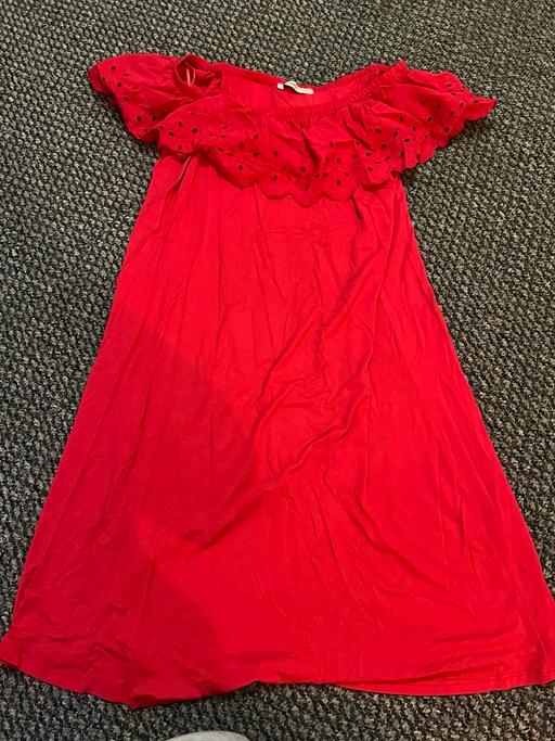 Buy & Sell The Avenues Hull - Photos for Red sleeveless knee length dress