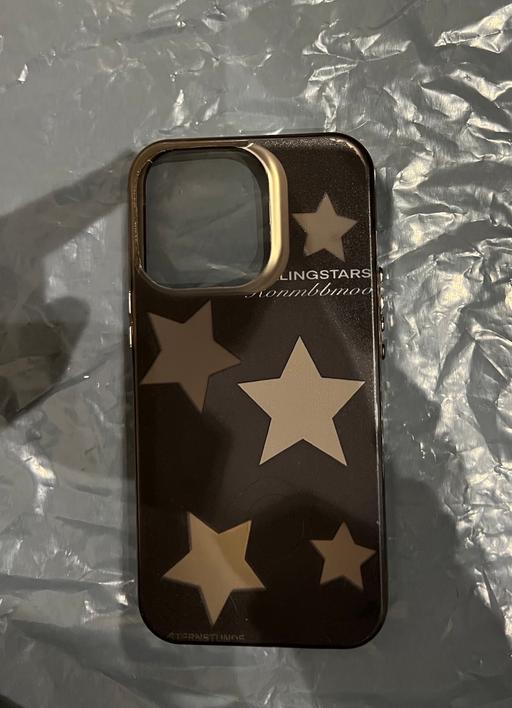 Buy & Sell The Avenues Hull - Photos for iPhone 13 Pro phone case