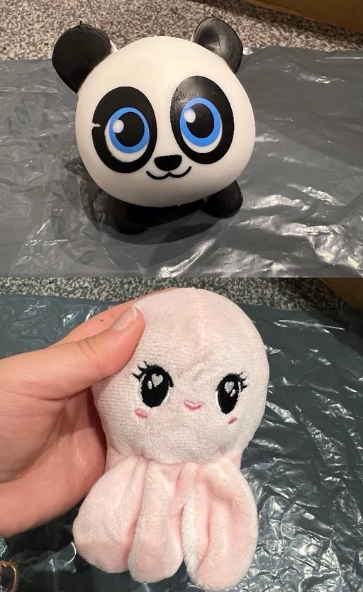 Buy & Sell The Avenues Hull - Photos for Octupus ruler wristband + panda squishy toy