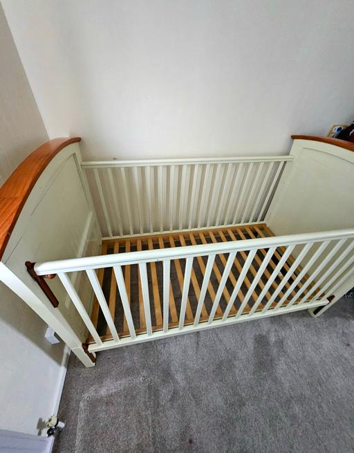 Buy & Sell H M Naval Base Portsmouth - Photos for Vermont 2 In 1 Cot Bed And Toddler Bed