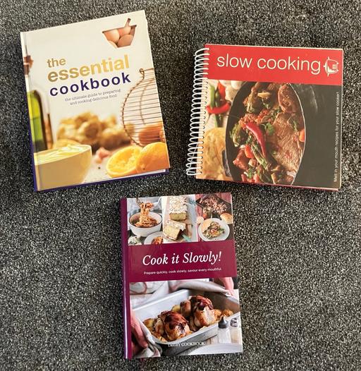 Buy & Sell Mansfield Town Centre Mansfield - Photos for 3 cook books (slow cooker)