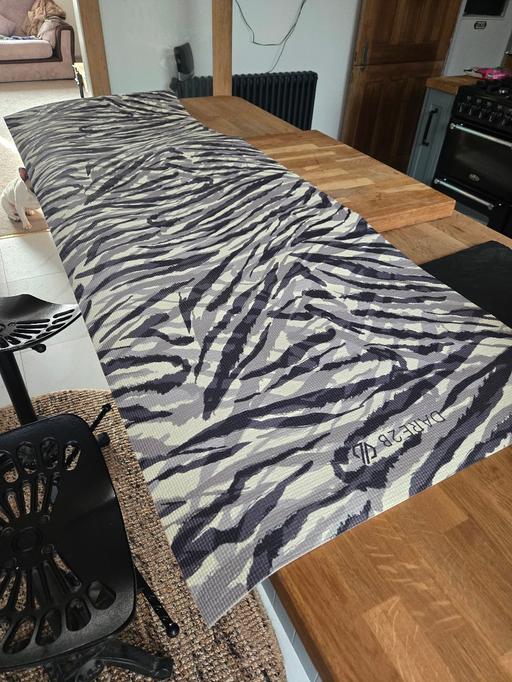 Buy & Sell Zone 4 Lichfield - Photos for Yoga Mat Never Used