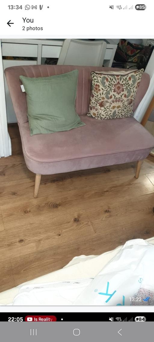 Buy & Sell Sydenham Hill South East London - Photos for cute pink velvet sofa