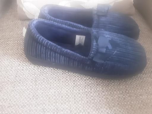 Buy & Sell Manvers Rotherham - Photos for ladies size 5 new slippers