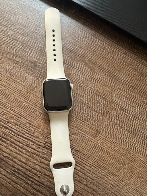 Buy & Sell Bloxwich Walsall - Photos for Apple Watch SE
