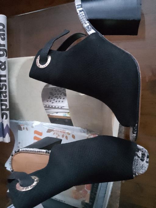 Buy & Sell Oldbury Sandwell - Photos for River Island peep tie shoe/sandal 5