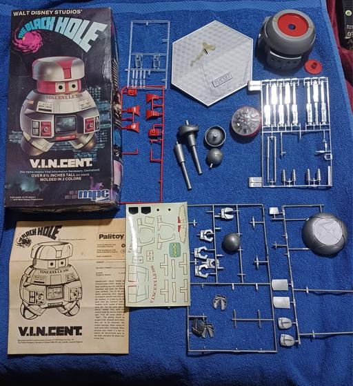 training Tividale Sandwell - Photos for Walt disney. 1979. the black hole model kit.