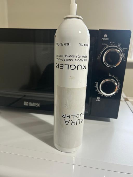 Buy & Sell Chigwell Epping Forest - Photos for Aura MUGLER perfume