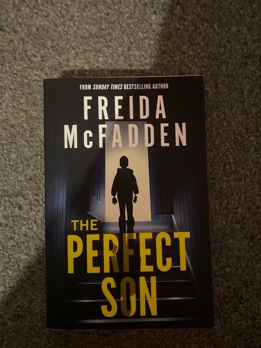 Buy & Sell Becontree East London - Photos for Freida Mcfadden