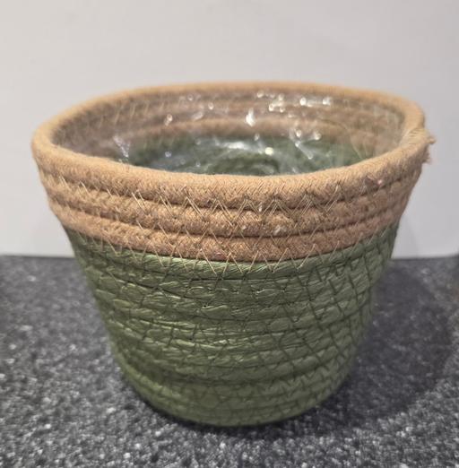 Buy & Sell Flete Thanet - Photos for WOVEN POT (NEW)