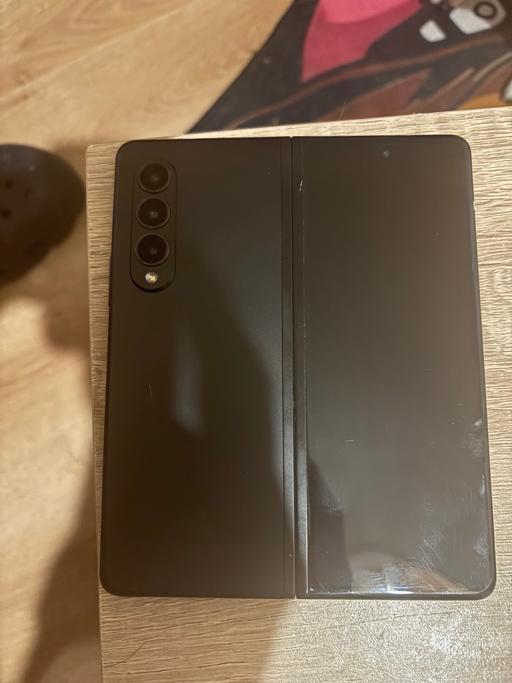 Buy & Sell Stockbridge Village Knowsley - Photos for Samsung Galaxy Z Fold 3 unlocked 256gb