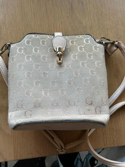 Buy & Sell Westcliff-on-Sea Southend-on-Sea - Photos for Assorted bags