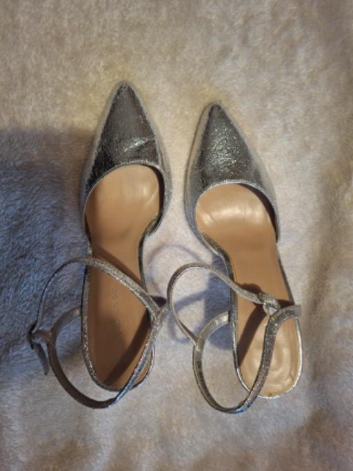 Buy & Sell Ffair Rhos Ceredigion - Wales - Photos for Pointed Toe High Heel