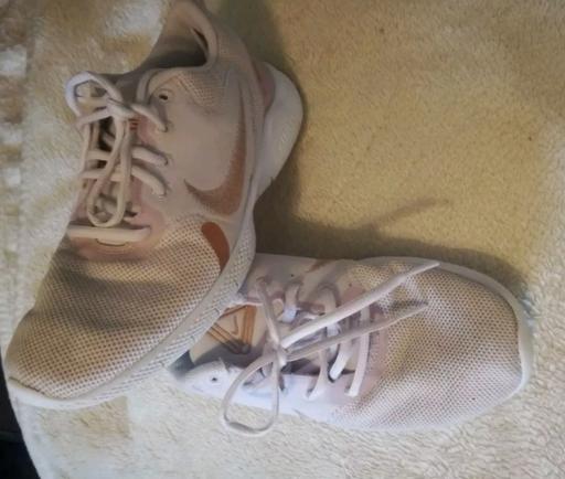 Buy & Sell Ffair Rhos Ceredigion - Wales - Photos for Nike Light Rose Trainers UK Size 6.