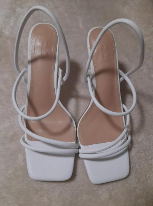 Buy & Sell Ffair Rhos Ceredigion - Wales - Photos for White Heeled Shoes