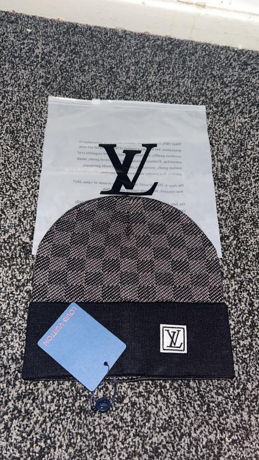 Buy & Sell Miry Lane Industrial Estate Wigan - Photos for LV Beanie (Dark Grey)